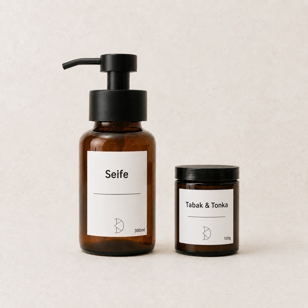 Gäste-/Geschenkset „Kleine Auszeit" – Seifenspender & Duftkerze aus Braunglas & Edelstahl
