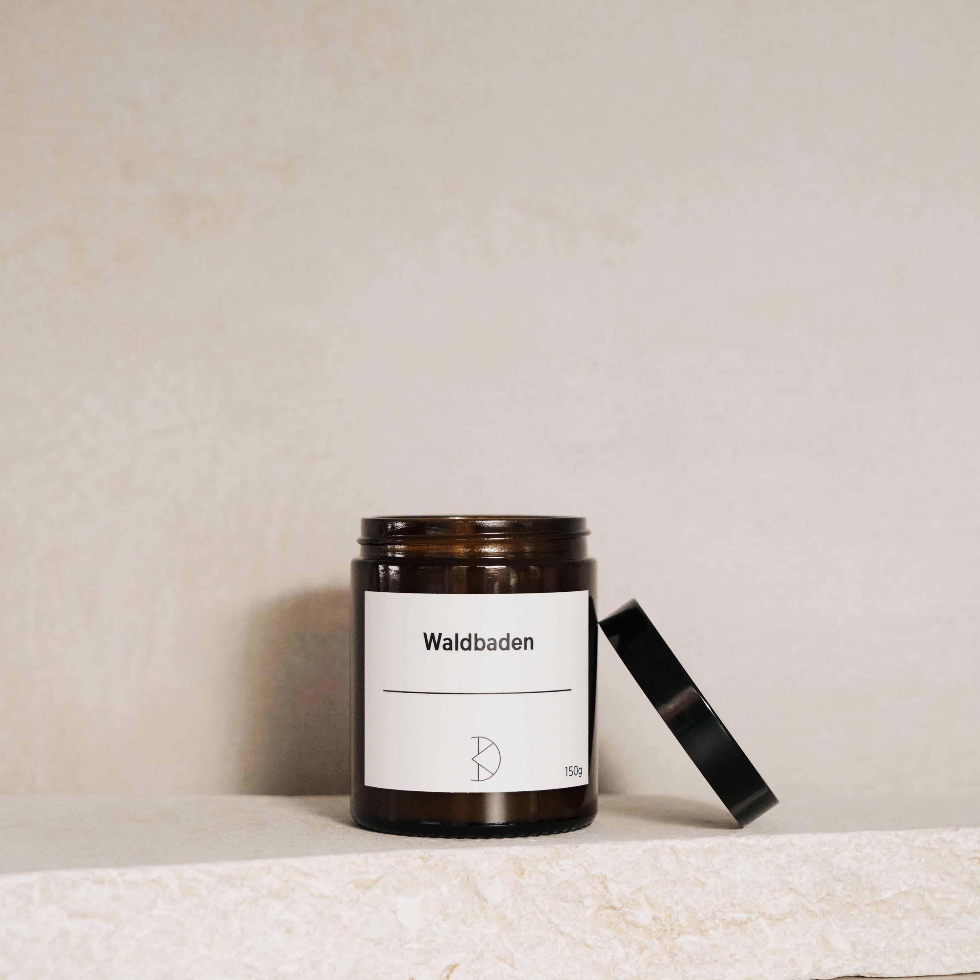 Duftkerze im Braunglas – handgegossen im Münsterland - Koffs Design