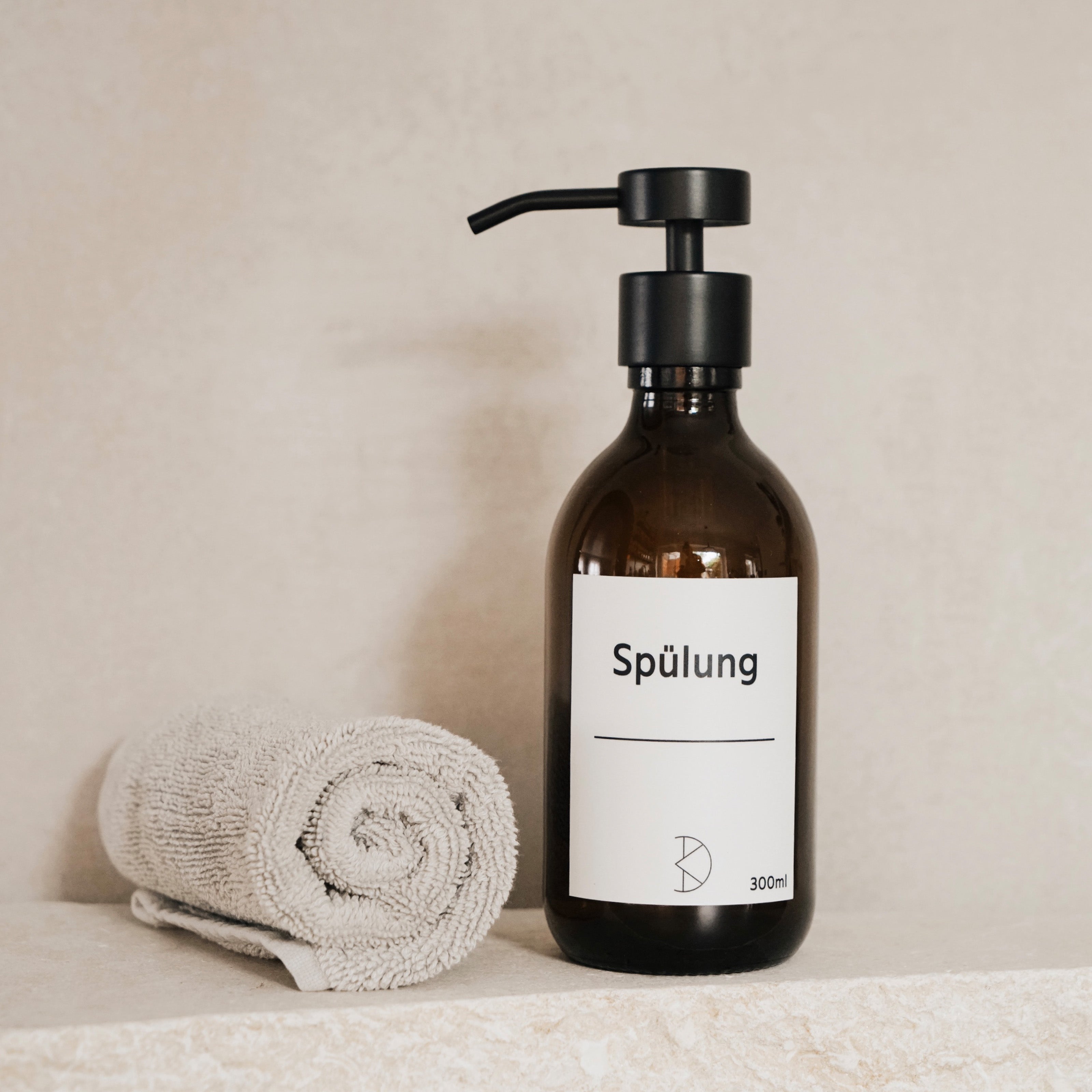 Glas Seifenspender – 300 ml Braunglas mit Edelstahl-Pumpe