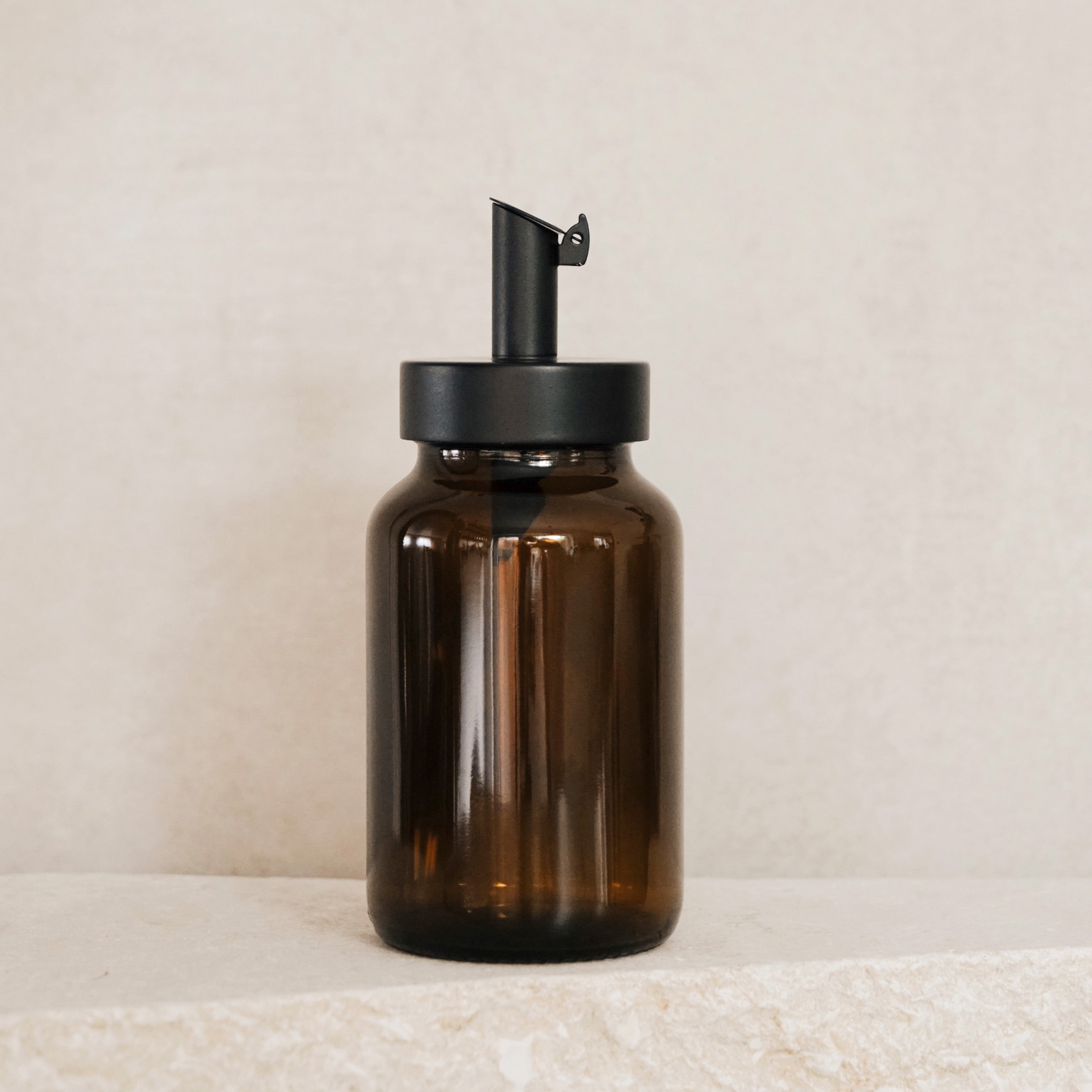 Zucker- & Saatenstreuer aus Braunglas – 200ml oder 300ml mit Edelstahl-Dosierer